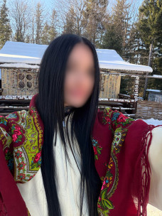 Escort Dinara Photo 2