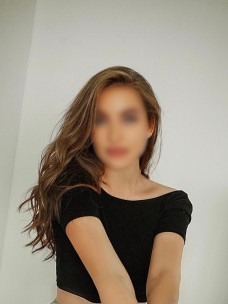 Escort Elina Photo 36