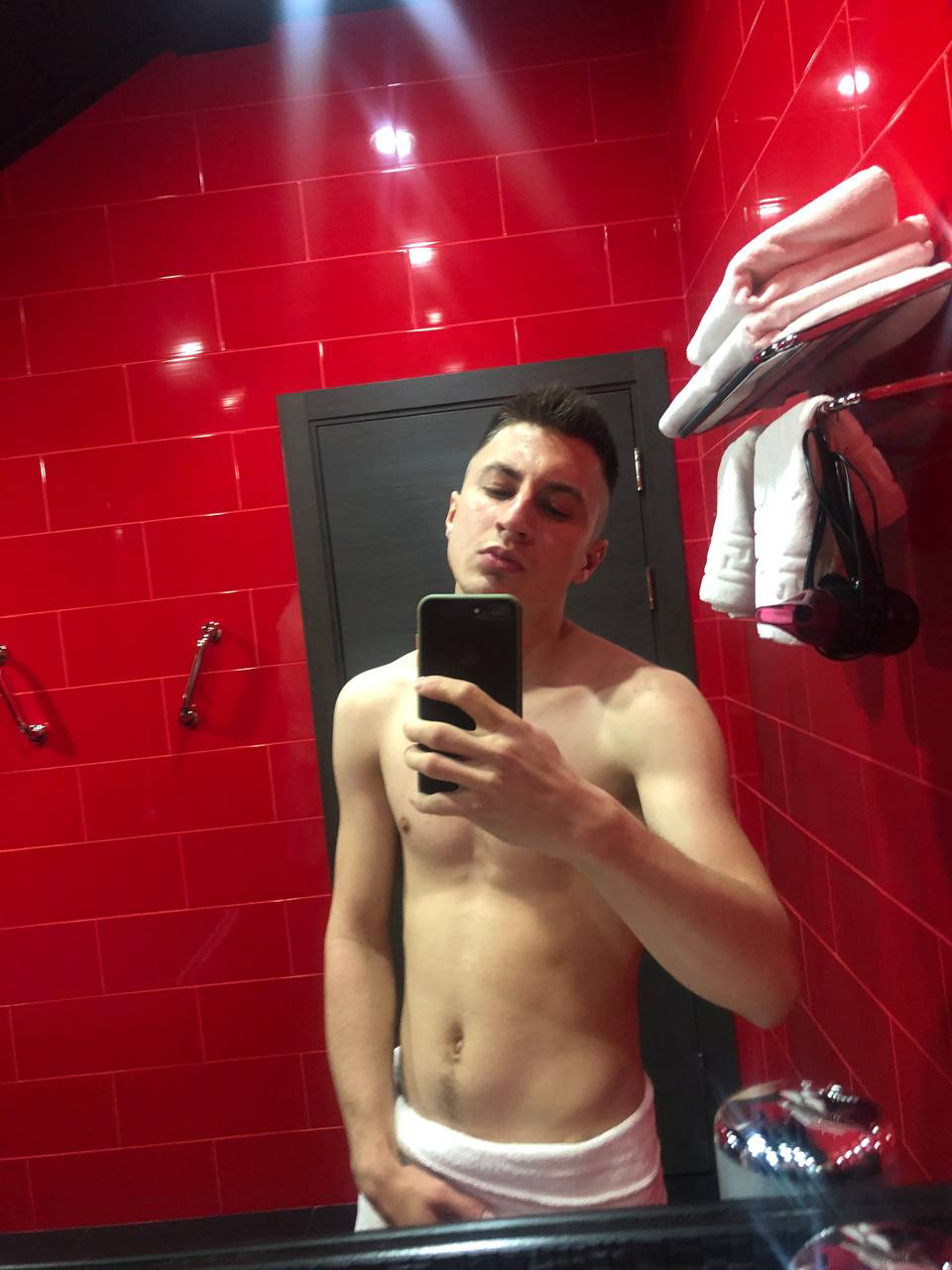 Фотографии парняМакс photo 1