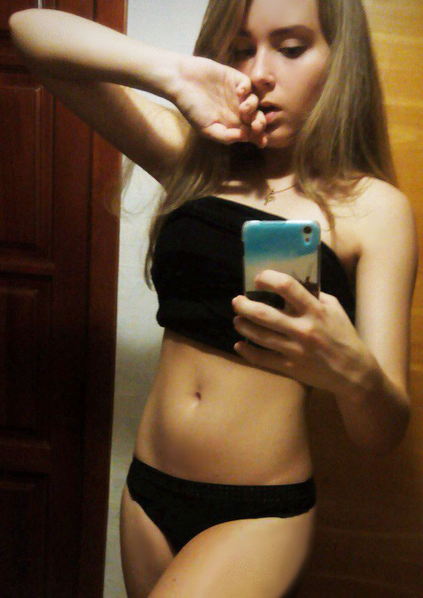 Юная девочка по вызову с Оболони