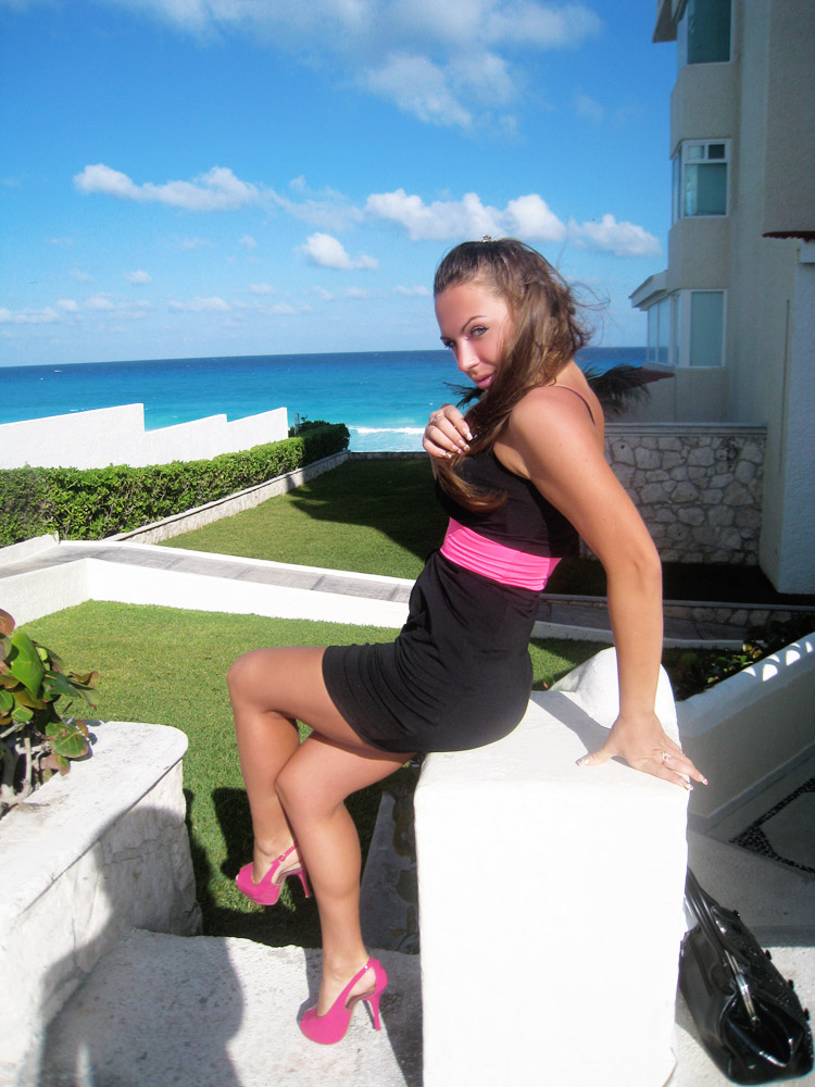 18 лет этой проститутке из Украины